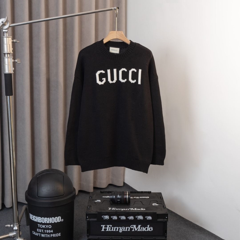 G*u*i sweaters